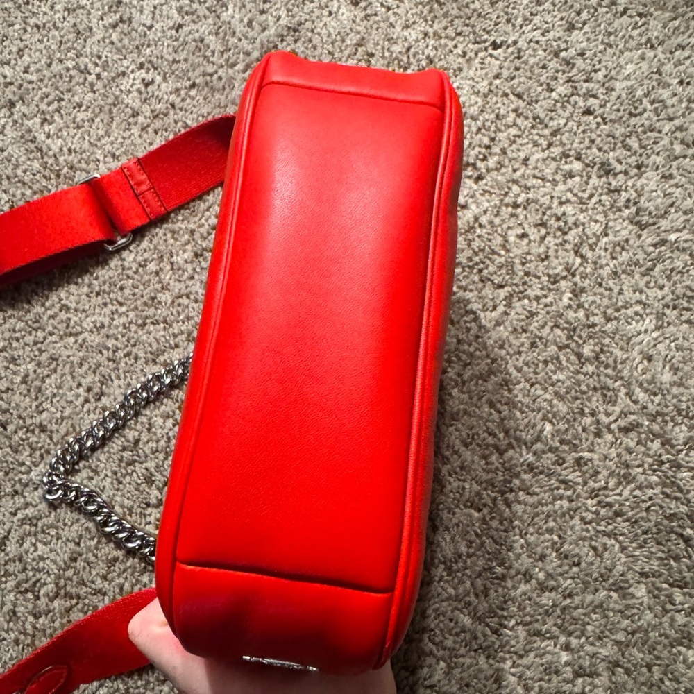 Red Coach Swinger C - Picture 3 of 8